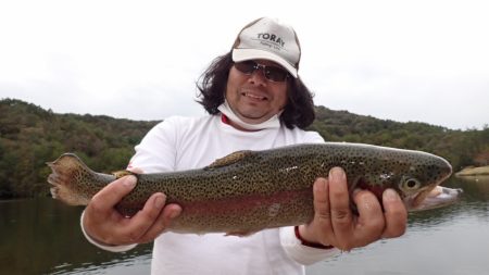 フィッシングレイクたかみや 釣果