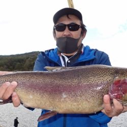 フィッシングレイクたかみや 釣果