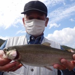 フィッシングレイクたかみや 釣果