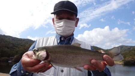 フィッシングレイクたかみや 釣果
