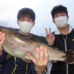 フィッシングレイクたかみや 釣果