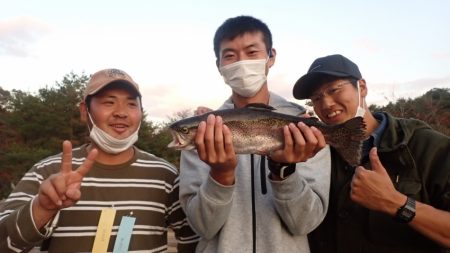 フィッシングレイクたかみや 釣果
