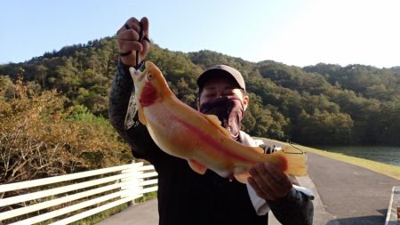 フィッシングレイクたかみや 釣果