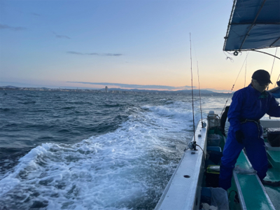 明石海峡　イカゲームで鰤！