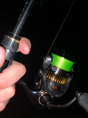 寒い中なんとか1匹のアジを。