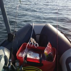 津と松阪の境目でゴムボート