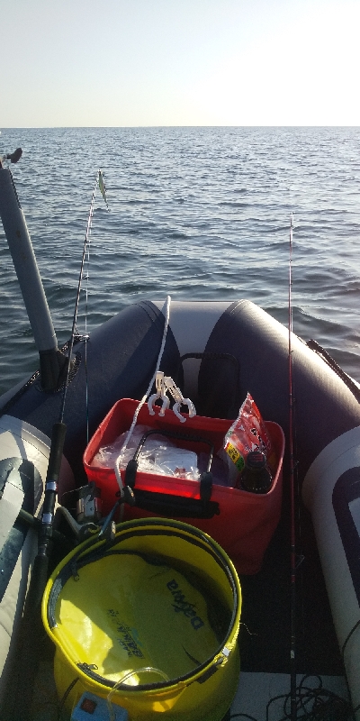 津と松阪の境目でゴムボート