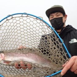 フィッシングレイクたかみや 釣果