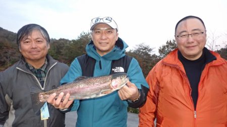 フィッシングレイクたかみや 釣果