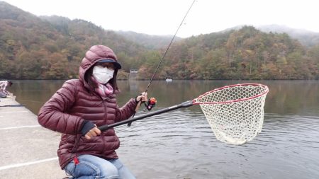 フィッシングレイクたかみや 釣果