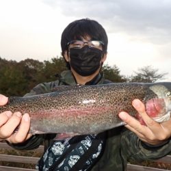 フィッシングレイクたかみや 釣果