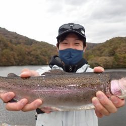 フィッシングレイクたかみや 釣果