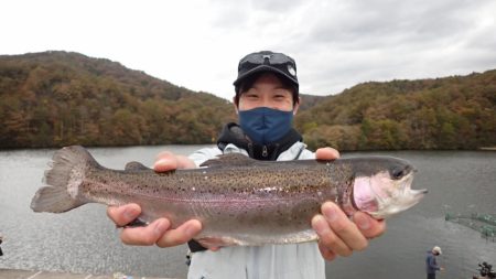 フィッシングレイクたかみや 釣果