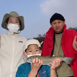 フィッシングレイクたかみや 釣果