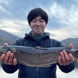 フィッシングレイクたかみや 釣果