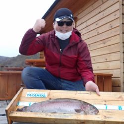 フィッシングレイクたかみや 釣果