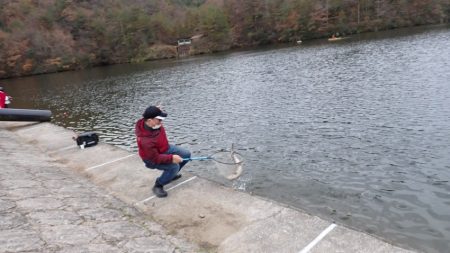 フィッシングレイクたかみや 釣果