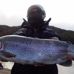フィッシングレイクたかみや 釣果