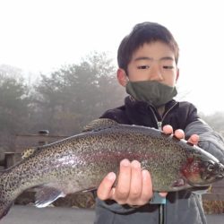 フィッシングレイクたかみや 釣果