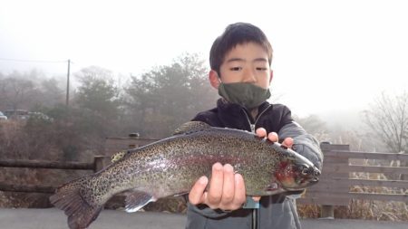 フィッシングレイクたかみや 釣果