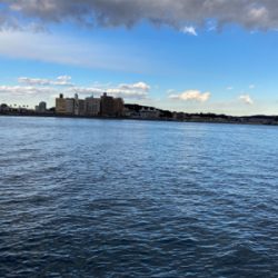 雪の中の穴釣り