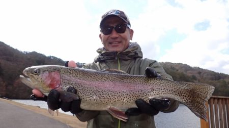 フィッシングレイクたかみや 釣果