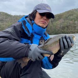 フィッシングレイクたかみや 釣果