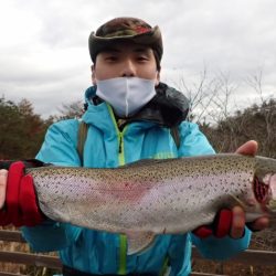 フィッシングレイクたかみや 釣果