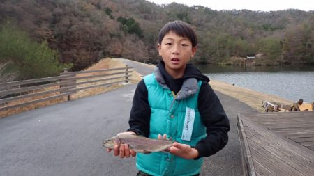 フィッシングレイクたかみや 釣果