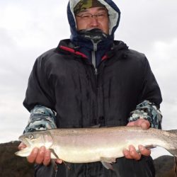 フィッシングレイクたかみや 釣果