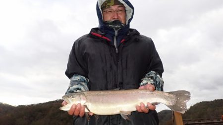 フィッシングレイクたかみや 釣果