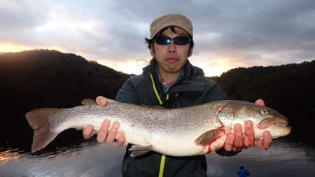 フィッシングレイクたかみや 釣果