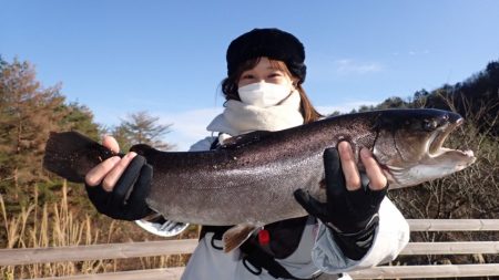フィッシングレイクたかみや 釣果