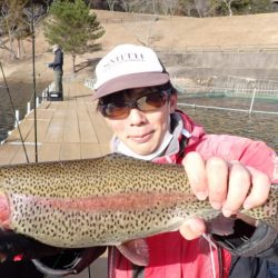 フィッシングレイクたかみや 釣果