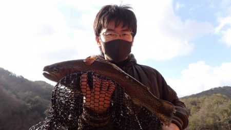 フィッシングレイクたかみや 釣果