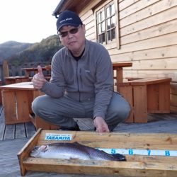 フィッシングレイクたかみや 釣果