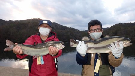 フィッシングレイクたかみや 釣果