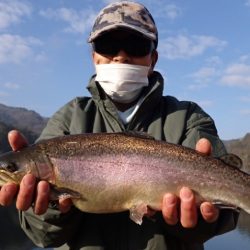 フィッシングレイクたかみや 釣果