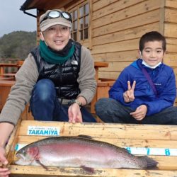 フィッシングレイクたかみや 釣果