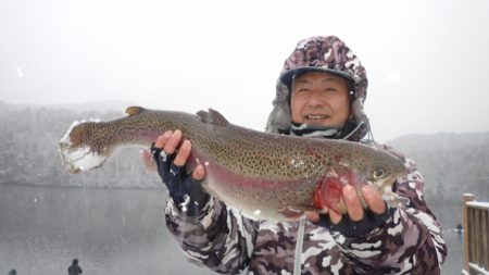 フィッシングレイクたかみや 釣果