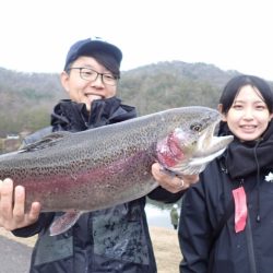 フィッシングレイクたかみや 釣果