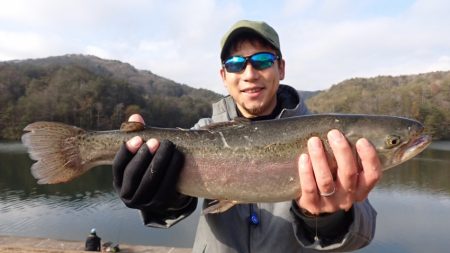 フィッシングレイクたかみや 釣果