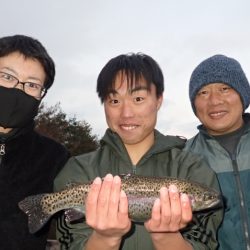 フィッシングレイクたかみや 釣果