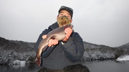 フィッシングレイクたかみや 釣果