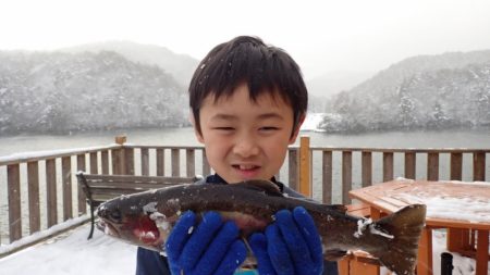 フィッシングレイクたかみや 釣果