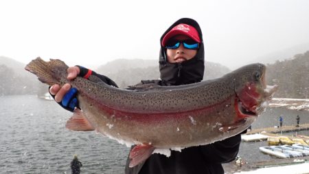 フィッシングレイクたかみや 釣果