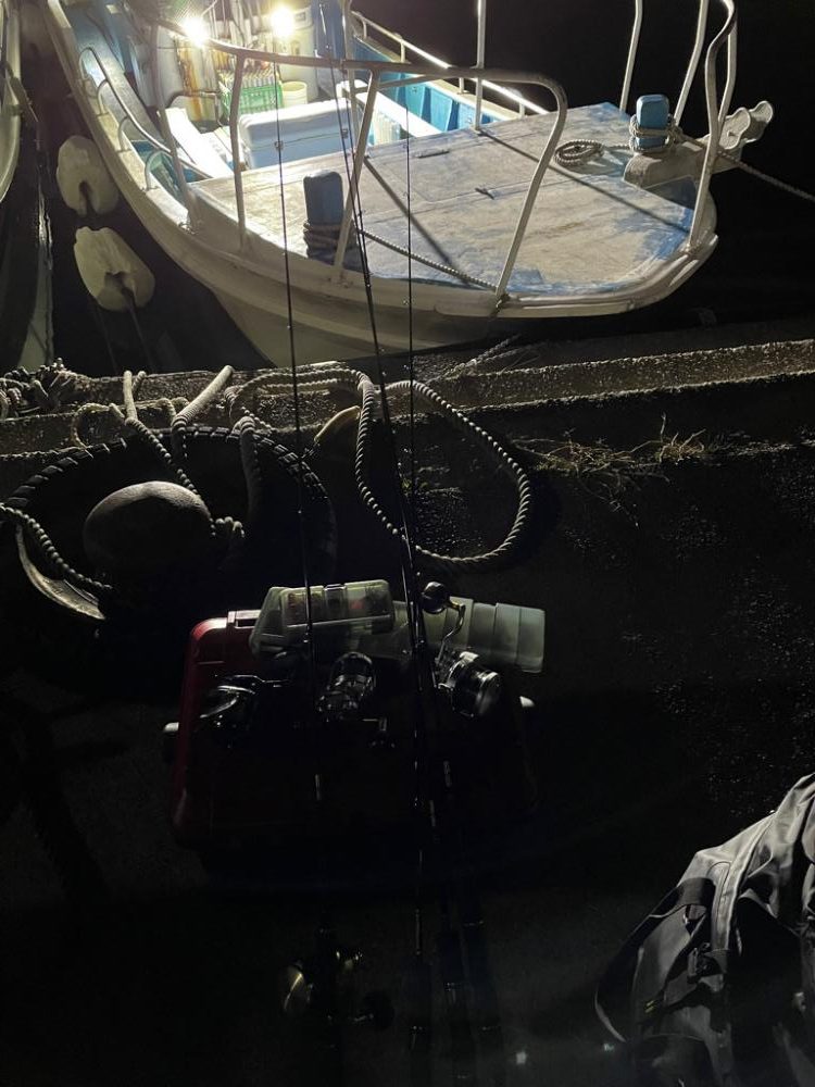 竿納め、出船はできたものの激渋