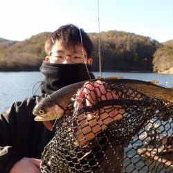 フィッシングレイクたかみや 釣果