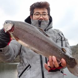 フィッシングレイクたかみや 釣果