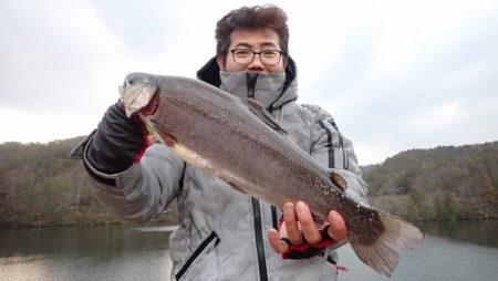 フィッシングレイクたかみや 釣果